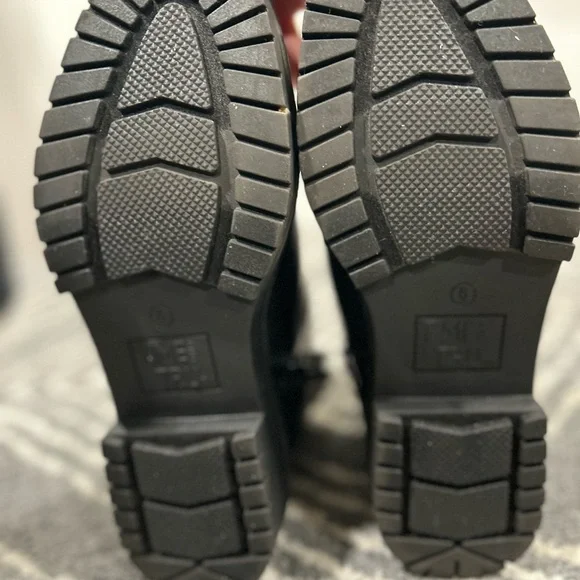 Time and tru ankle Chelsea boots size 6 - Picture 8 of 10